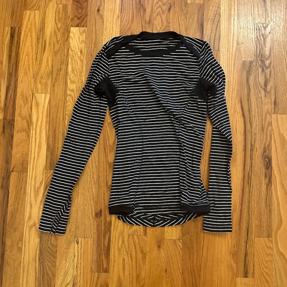Lululemon Swiftly Tech Long Sleeve – Black & White Stripe, Size 6 - Picture 1 of 6